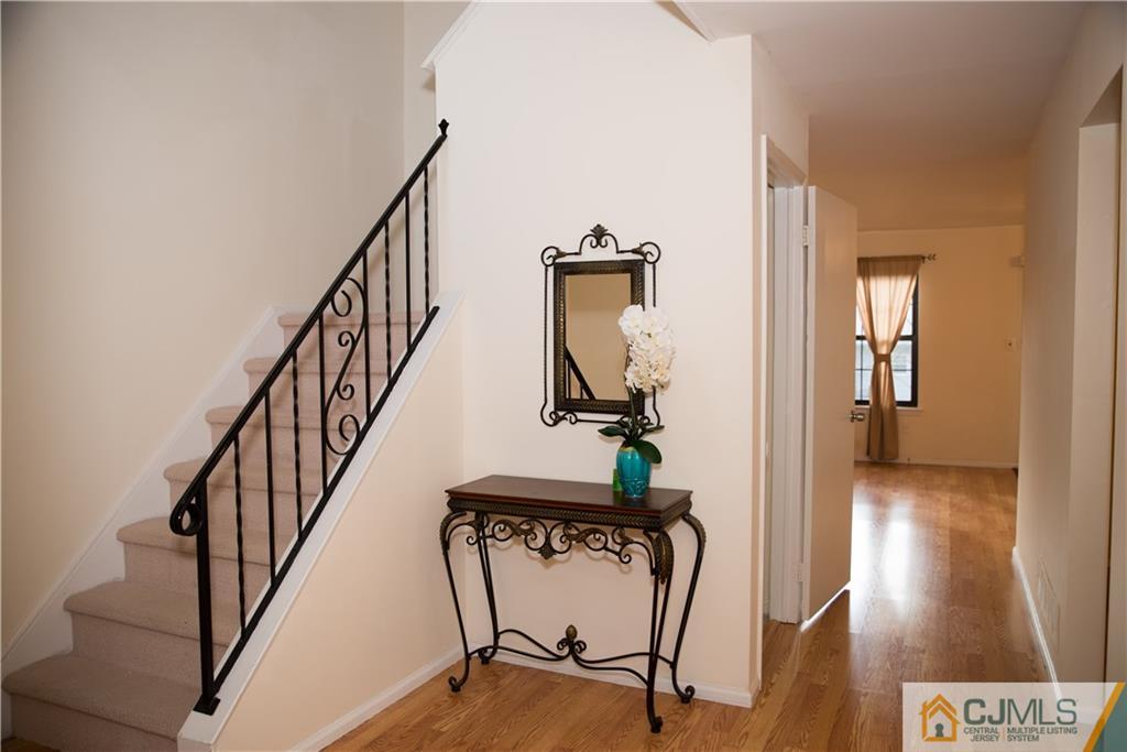 43 Pheasant Run Edison, NJ 08820 - Photo 14 of 25 Gallery Image 14