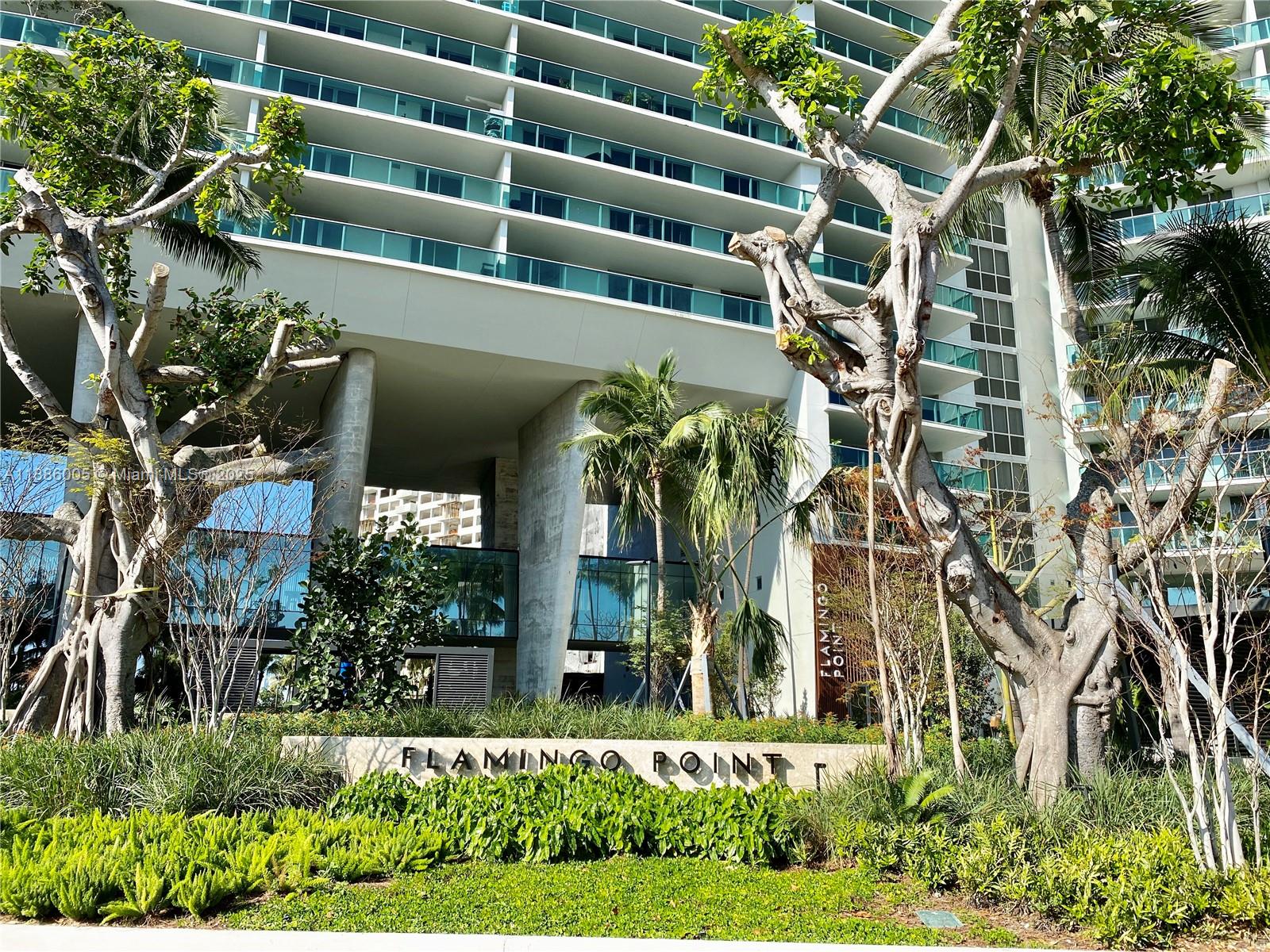 1500 Bay Road, Unit 122S Miami Beach, FL 33139 - Photo 36 of 44 front view of a building