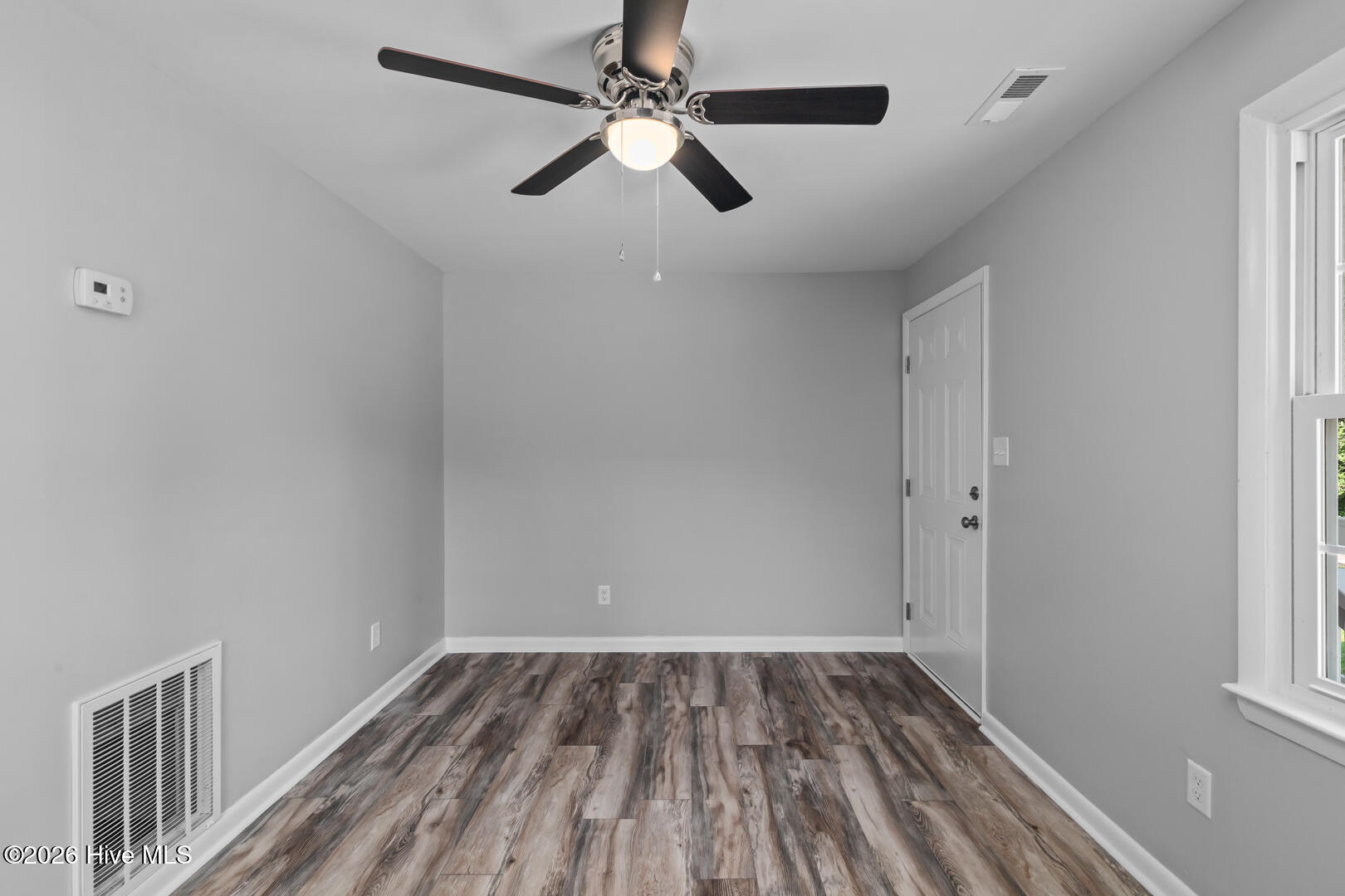 109 Rodeo Lane Jacksonville, NC 28540 - Photo 4 of 17