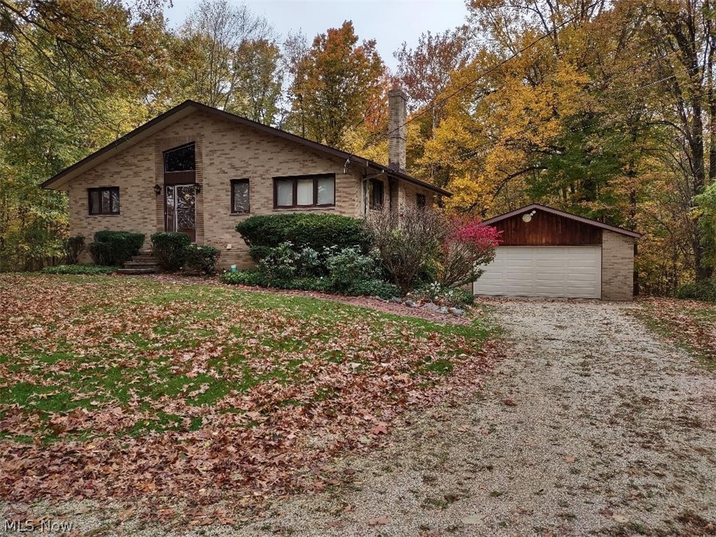 13520 Webster Road Strongsville, OH 44136 - Photo 1 of 20 Front