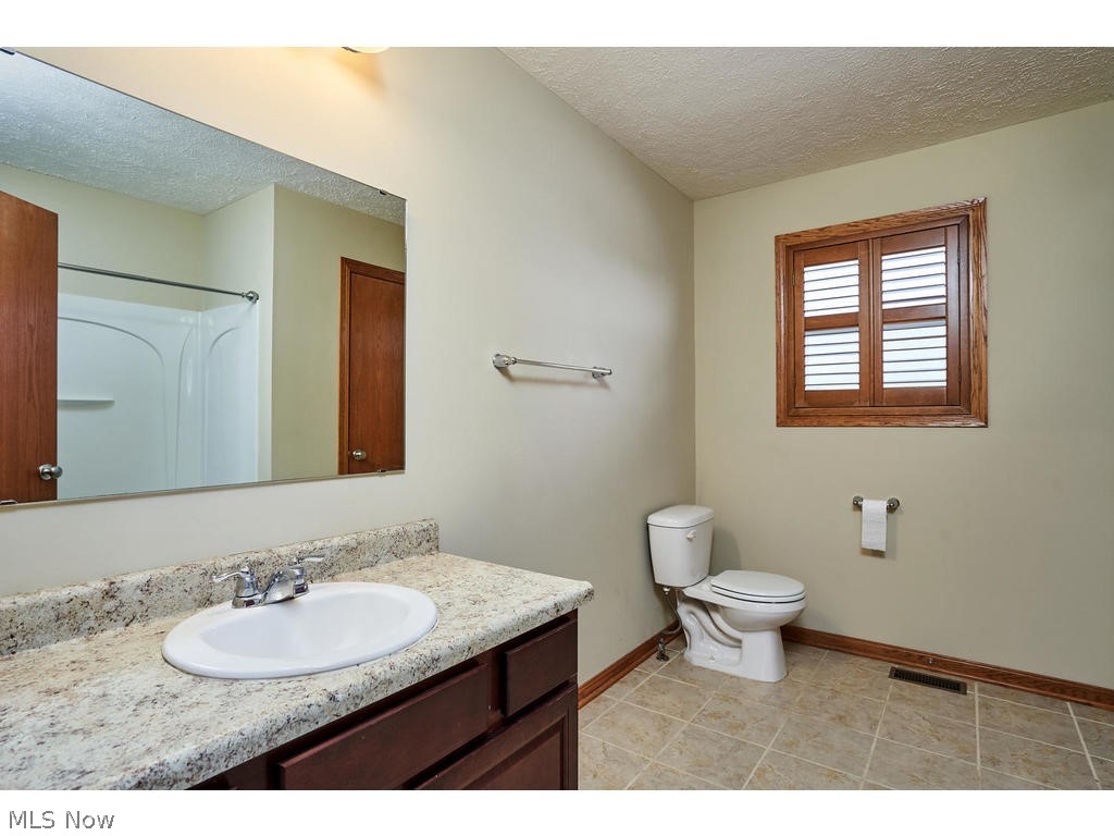 7110 State Road Wadsworth, OH 44281 - Photo 17 of 28