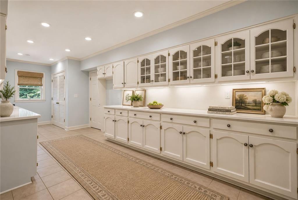 1855 Bedfordshire Court Decatur, GA 30033 - Photo 11 of 47