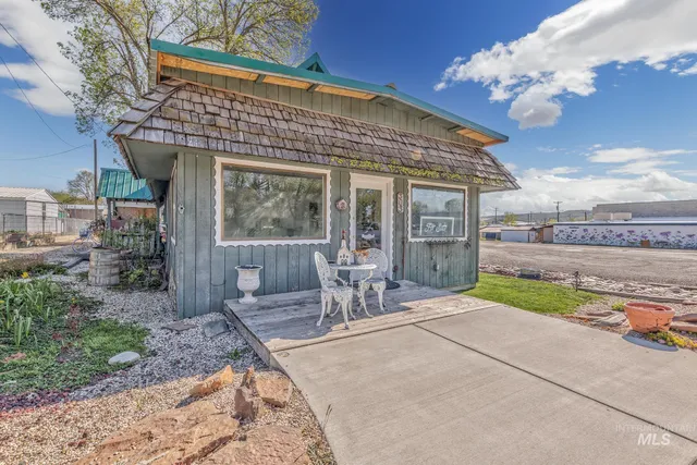 $289,000 | 303 Illinois Avenue, Council, ID 83612