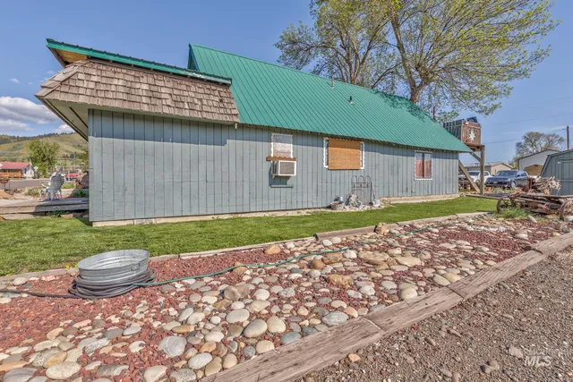 $289,000 | 303 Illinois Avenue, Council, ID 83612