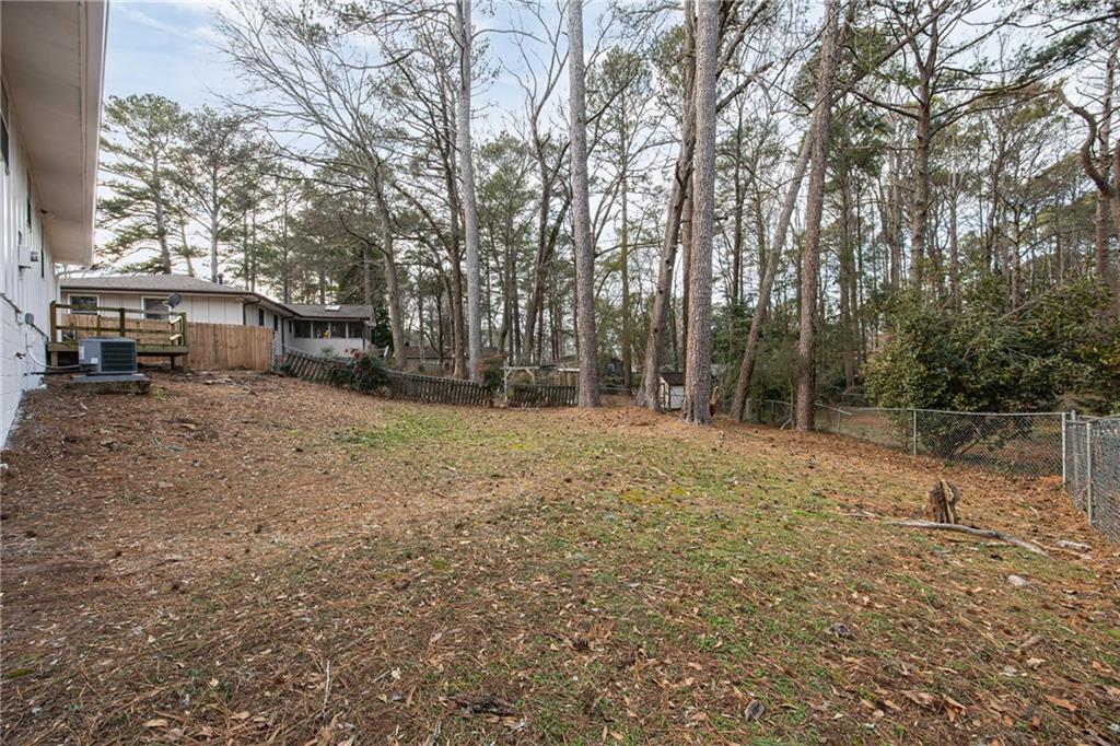 811 Cinderella Way Decatur, GA 30033 - Photo 28 of 35