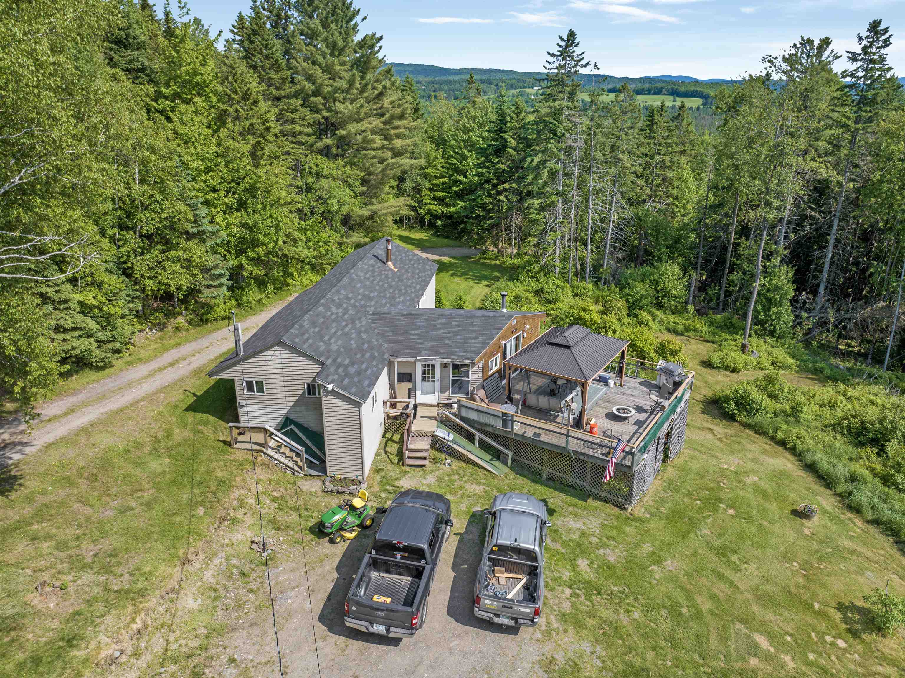 97 Cobblestone Road Clarksville, NH 03592 - Photo 29 of 36