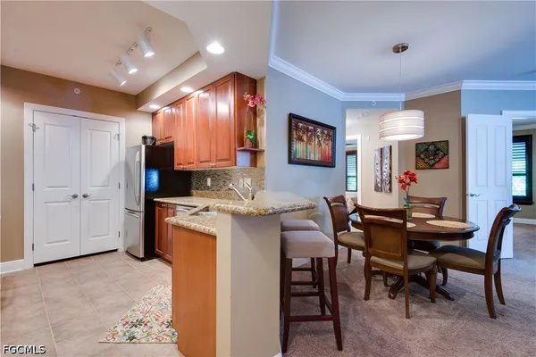 $2,050 | 2825 Palm Beach Boulevard, Unit 219, Fort Myers, FL 33916