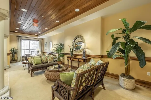 $2,050 | 2825 Palm Beach Boulevard, Unit 219, Fort Myers, FL 33916