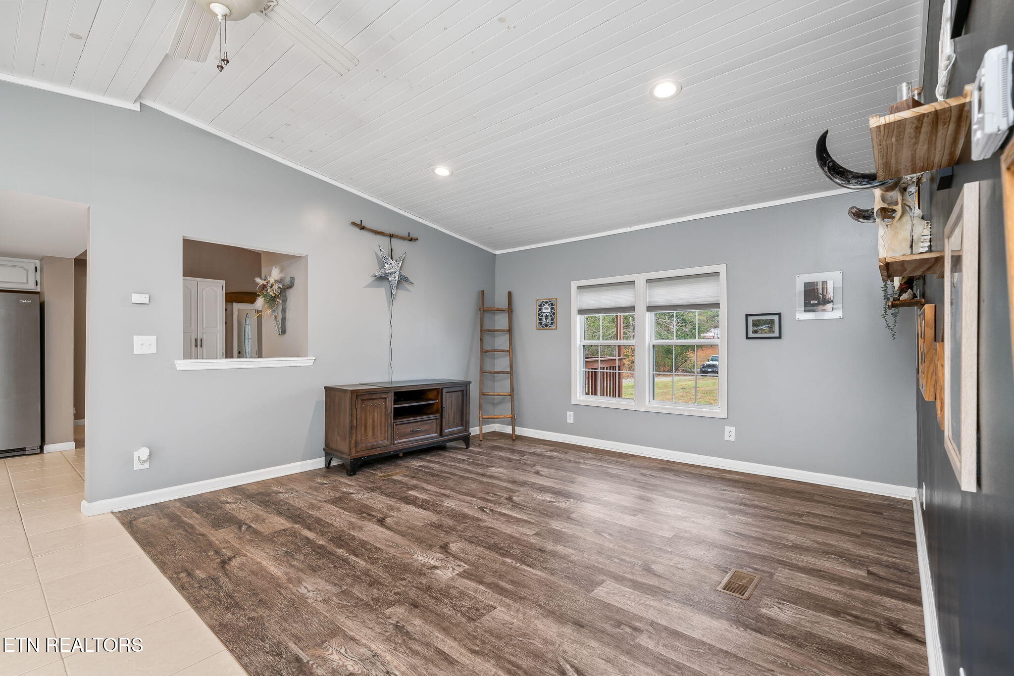 219 North Lowe Road Crossville, TN 38571 - Photo 19 of 34 a view of livingroom with furniture and windows