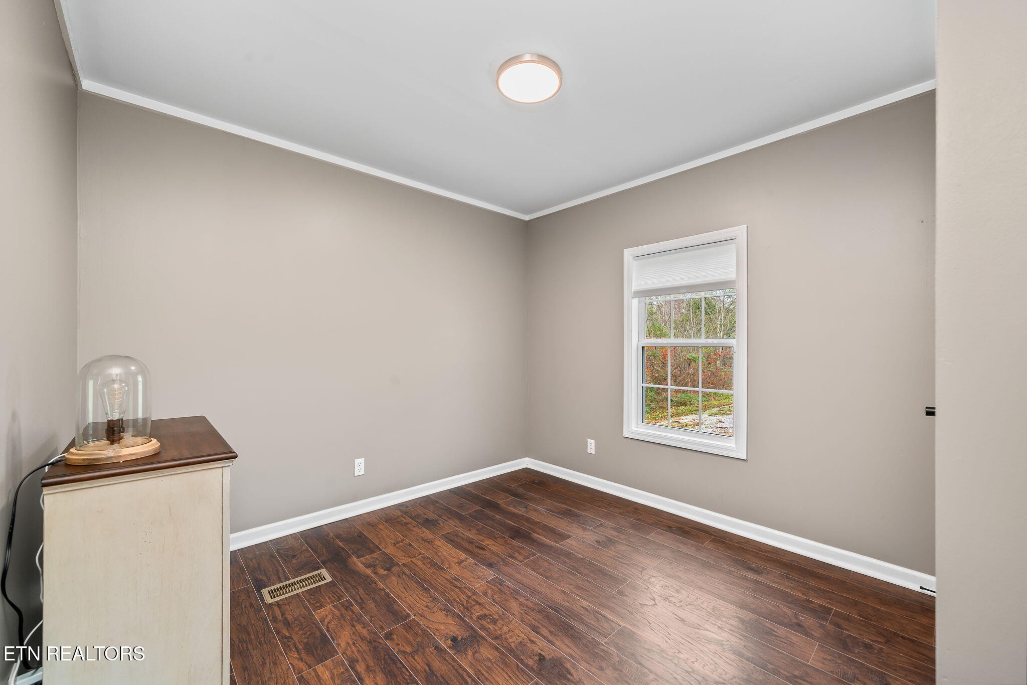 219 North Lowe Road Crossville, TN 38571 - Photo 29 of 34 an empty room with a window