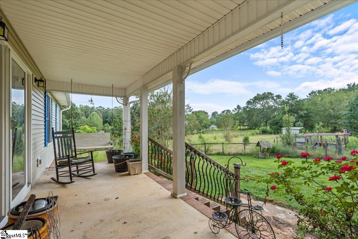6343 Highway 418 Fountain Inn, SC 29644 - Photo 3 of 30