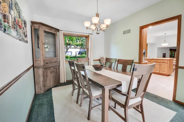 $685,000 | 3716 Lexington Drive, Middleton, WI 53562