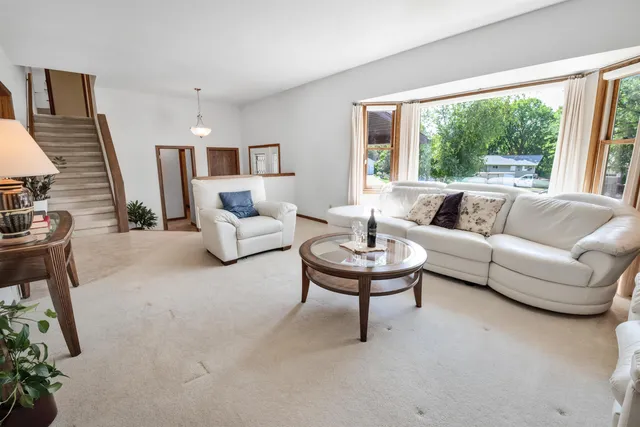 $685,000 | 3716 Lexington Drive, Middleton, WI 53562