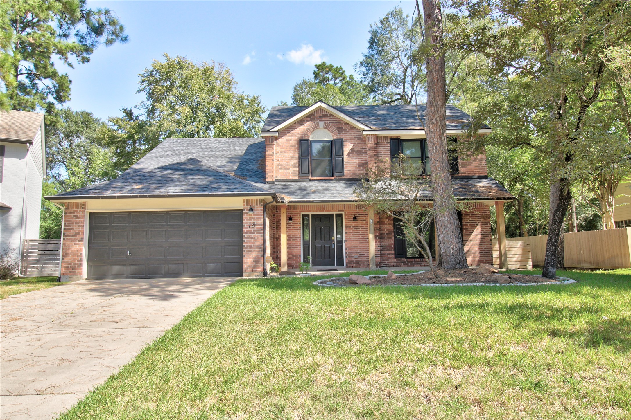 18 Shinyrock Place Spring, TX 77381 - Photo 1 of 24