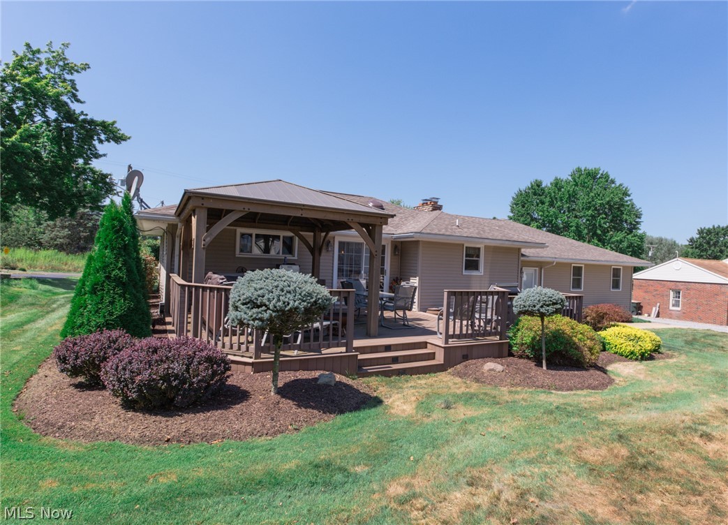 10691 Springfield Road Youngstown, OH 44514 - Photo 2 of 33