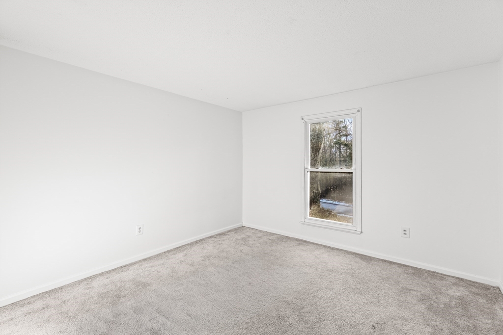 8 Shadowbrook Lane, Unit 39 Milford, MA 01757 - Photo 19 of 31