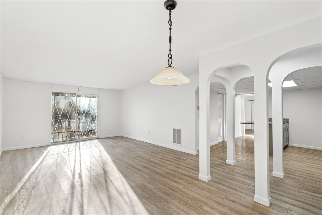 8 Shadowbrook Lane, Unit 39 Milford, MA 01757 - Photo 5 of 31