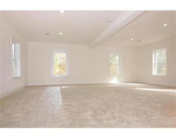 52 A Nixon Road Framingham, MA 01701 - Photo 8 of 14 Gallery Image 8