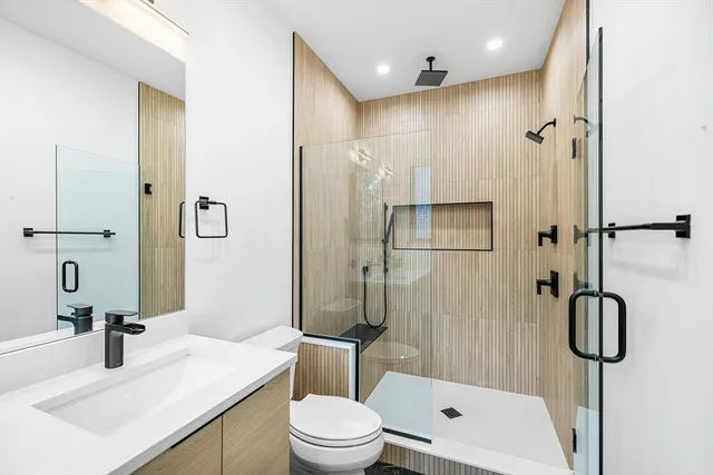 $1,309,900 | 25 Tolman Street, Unit 2, Waltham, MA 02453