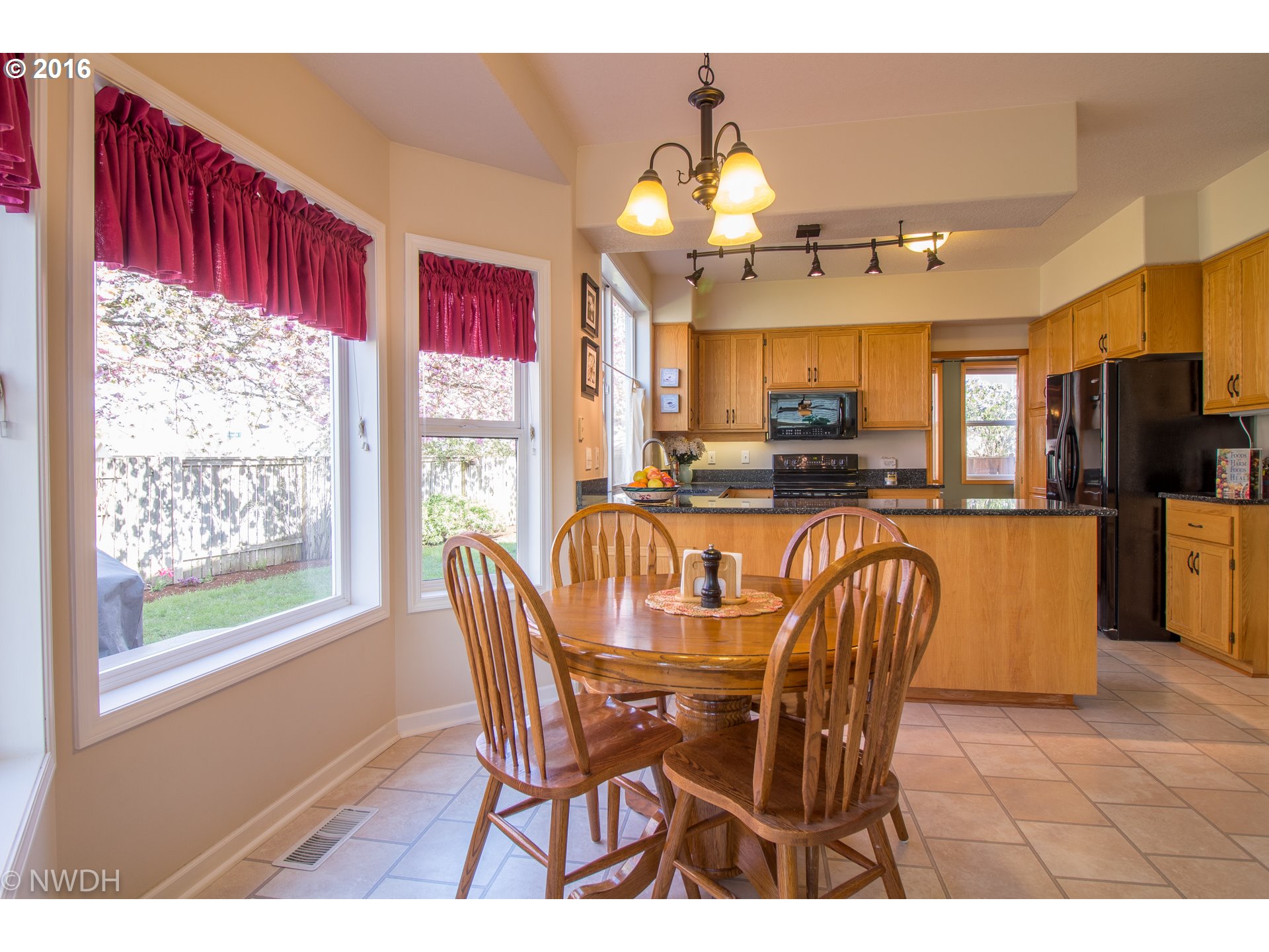 1293 Risden Place Eugene, OR 97404 - Photo 14 of 31 Gallery Image 14