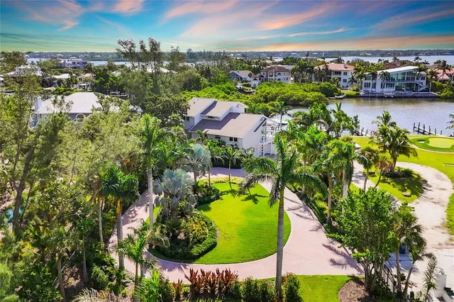 $4,450,000 | 225 Little Pond Lane, Sarasota, FL 34242
