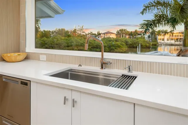 $4,450,000 | 225 Little Pond Lane, Sarasota, FL 34242