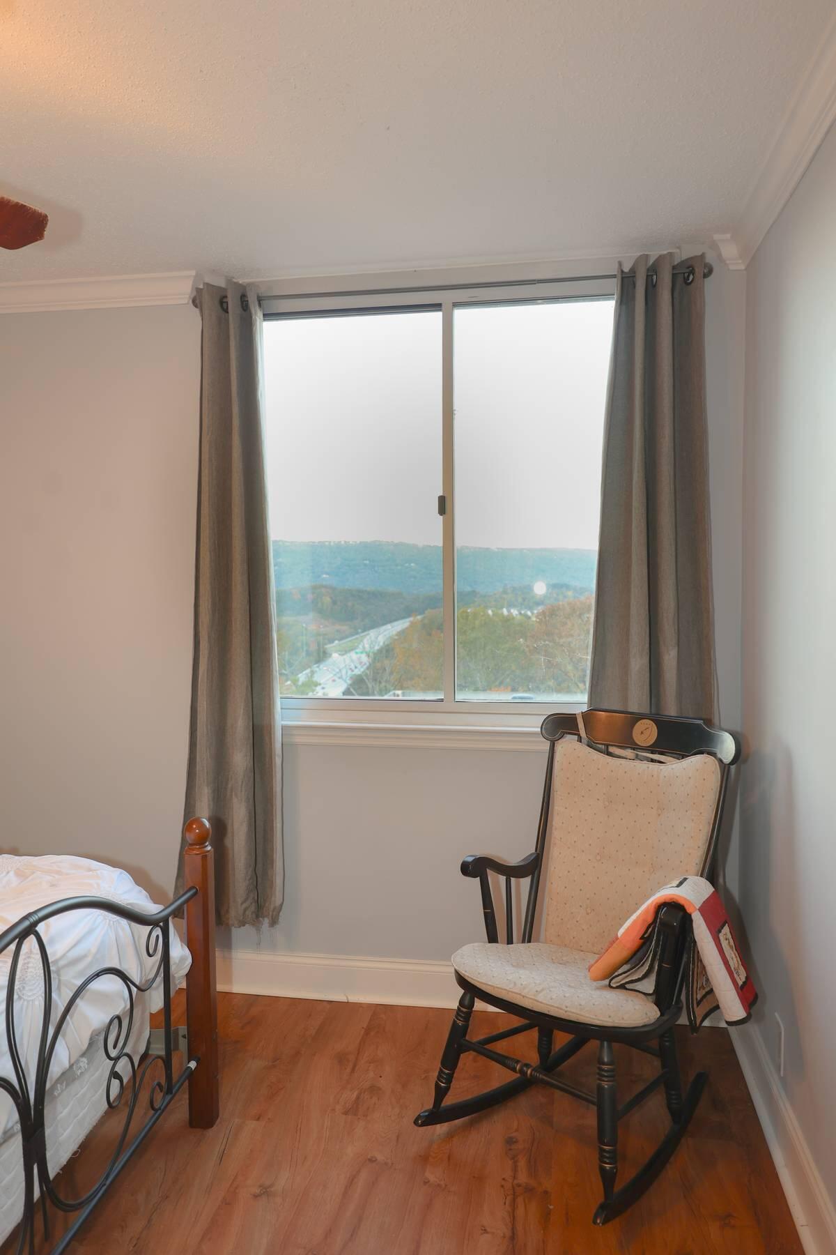 1131 Stringers Ridge Road, Unit 6B Chattanooga, TN 37405 - Photo 17 of 35 Photo 03 11 2025 01 41 35 76