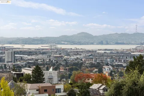 a living room with furniture or fireplace and a large window