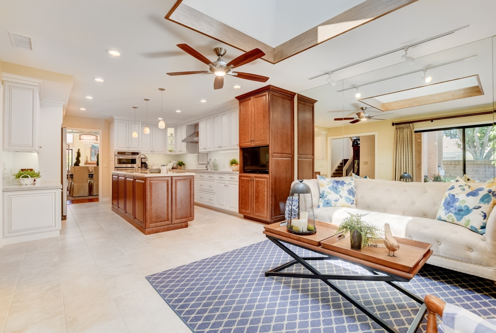 1704 Caminito Ardiente La Jolla, CA 92037 - Photo 1 of 25