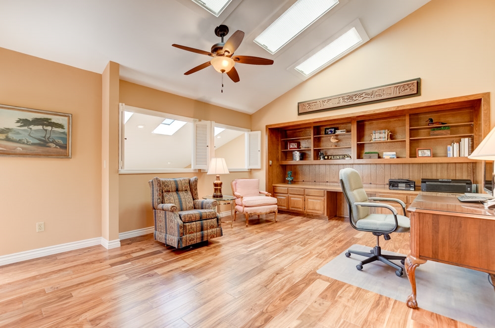 1704 Caminito Ardiente La Jolla, CA 92037 - Photo 20 of 25