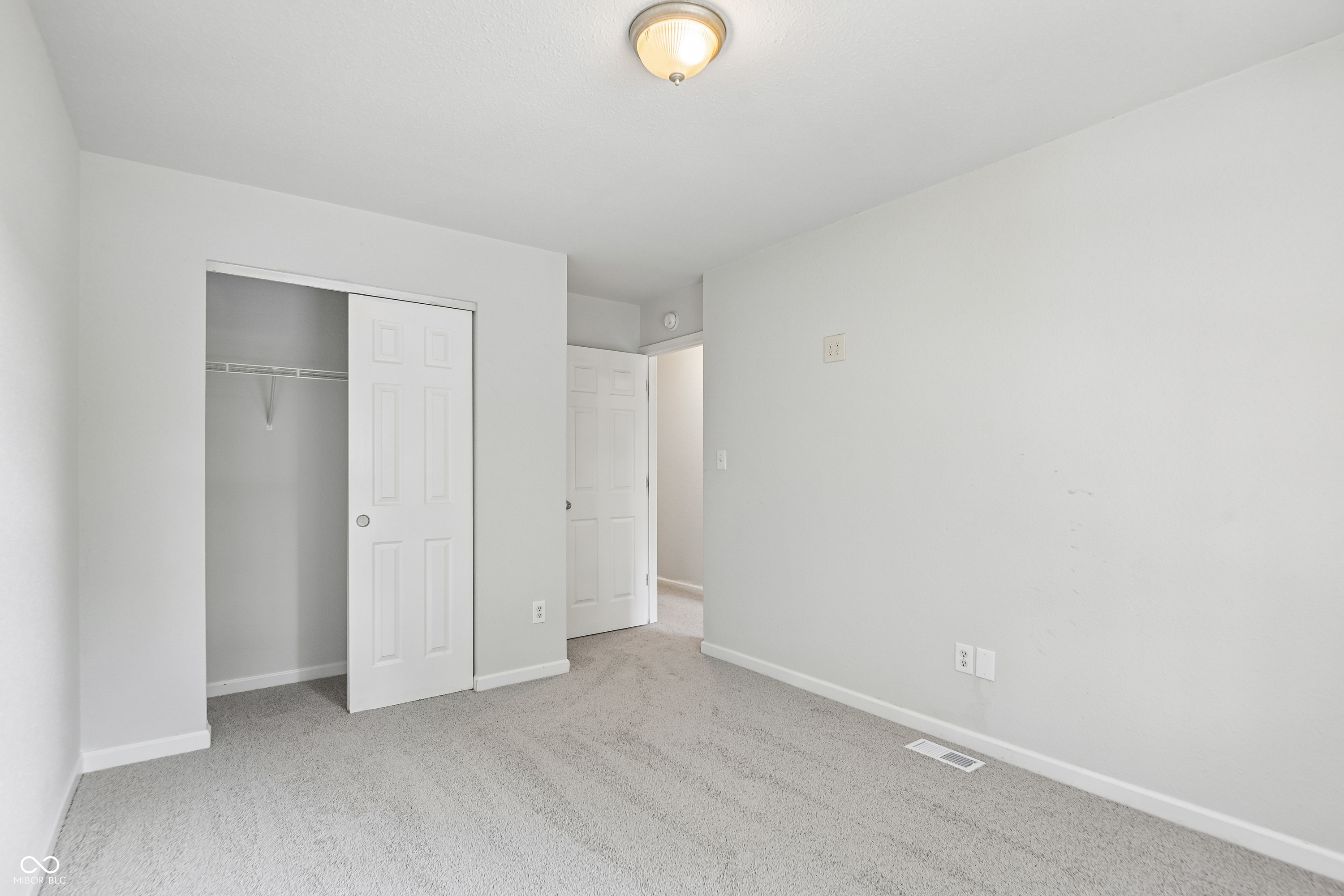 2327 Rostock Court Indianapolis, IN 46229 - Photo 23 of 41 Gallery Image 23