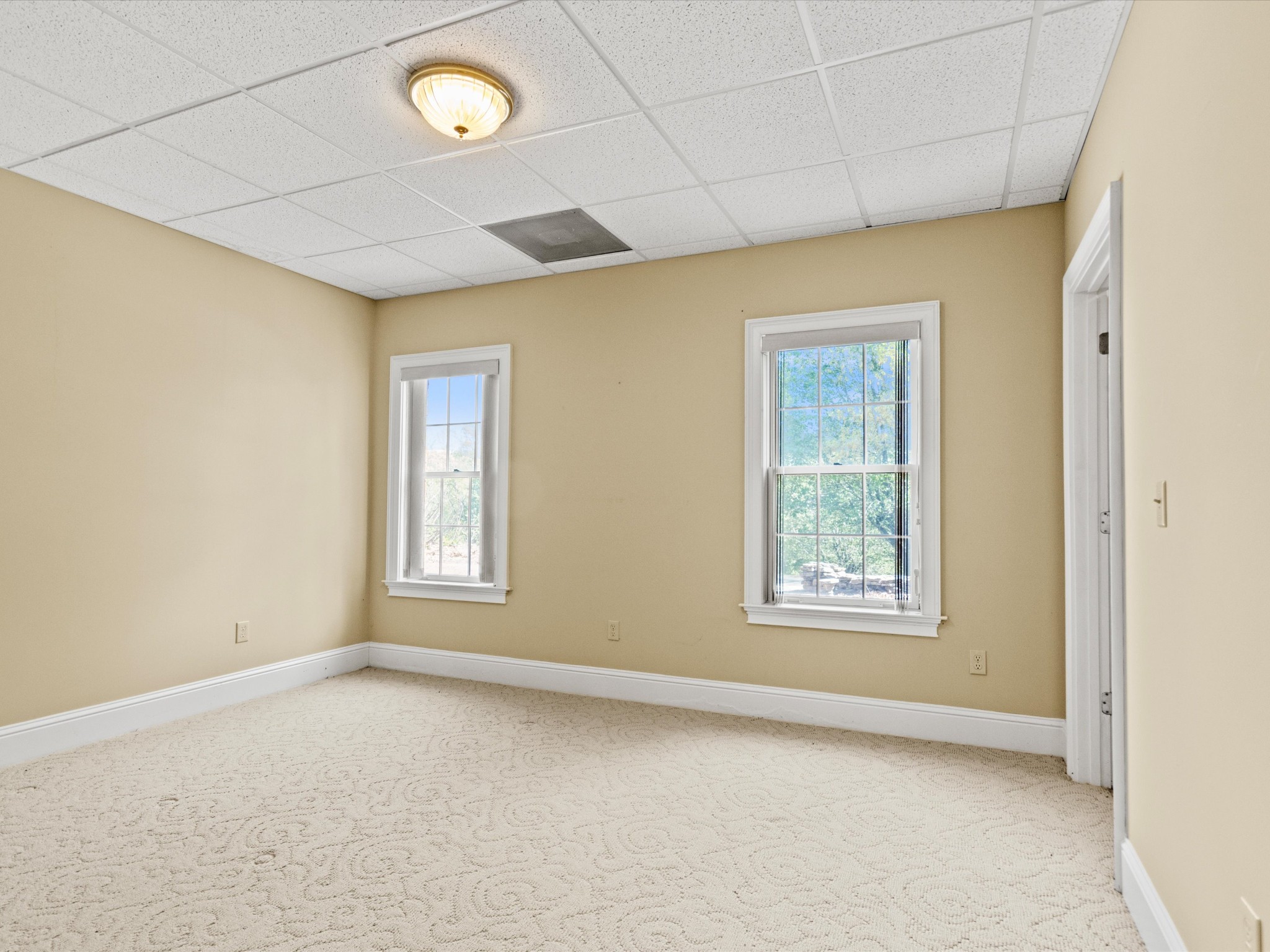 954 Molino Road Taft, TN 38488 - Photo 42 of 64 an empty room with a window