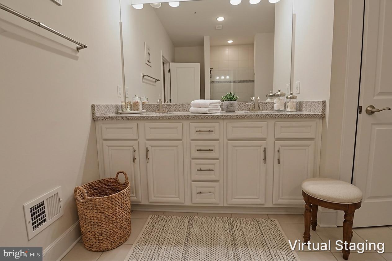 12854 Cloverleaf Center Drive, Unit 165E Germantown, MD 20874 - Photo 44 of 51