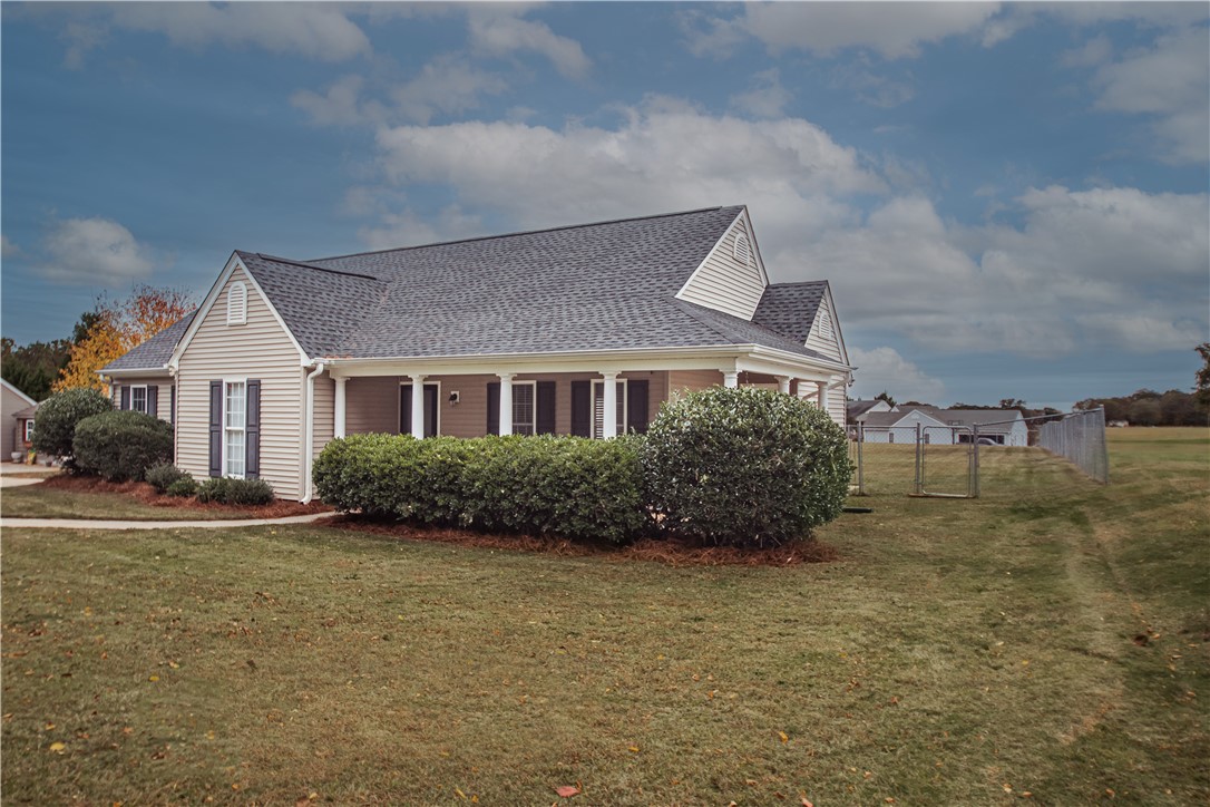 1047 Old Gantt Mill Road Anderson, SC 29625 - Photo 4 of 50 Gallery Image 4