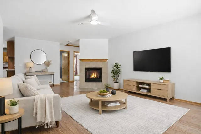 $325,000 | 1417 Adams Street, Lake In The Hills, IL 60156