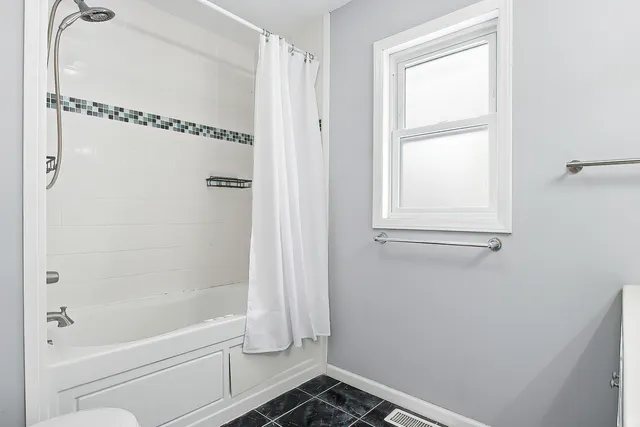 $325,000 | 1417 Adams Street, Lake In The Hills, IL 60156