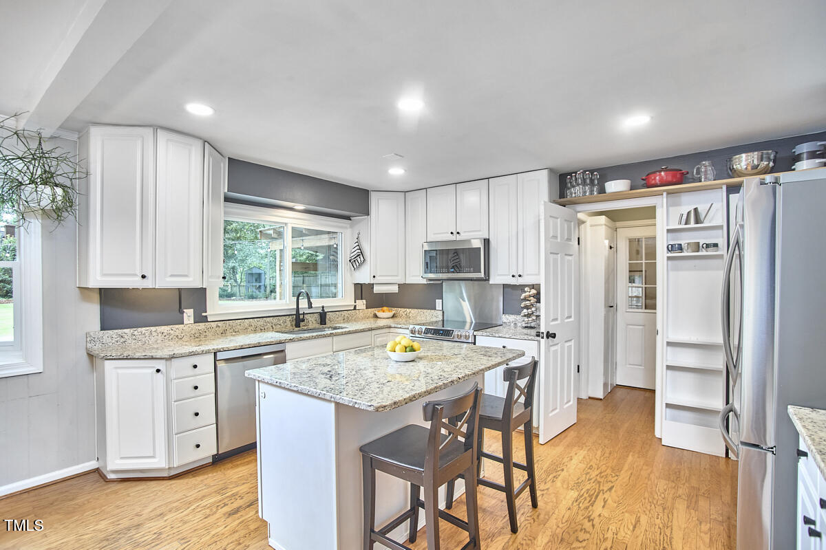 3629 Hope Valley Road Durham, NC 27707 - Photo 18 of 51 036