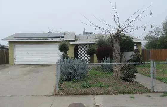 $209,900 | 11404 Grant Street, Armona, CA 93202