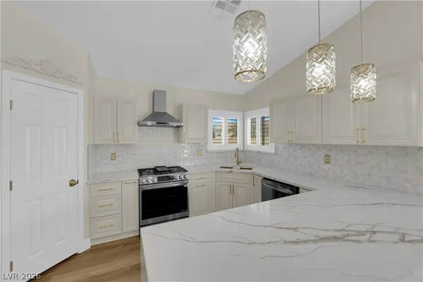 $2,800 | 4016 Angel Face Street, North Las Vegas, NV 89032