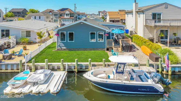 $819,900 | 108 Valencia Drive, Brick, NJ 08723