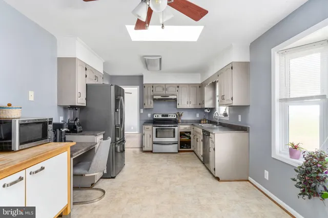 $515,000 | 22 Leslie Drive, Stafford, VA 22556