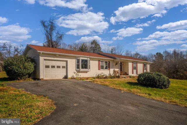 $515,000 | 22 Leslie Drive, Stafford, VA 22556