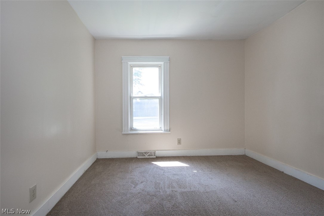 12827 Fruitside Road Garfield Heights, OH 44125 - Photo 10 of 29