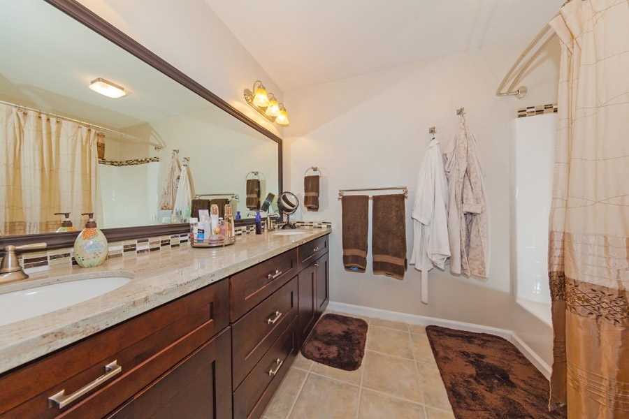 9276 High Rise Way Santee, CA 92071 - Photo 11 of 24 Master bathroom was just remodeled to give you dual sinks, plenty of storage and garden tub!