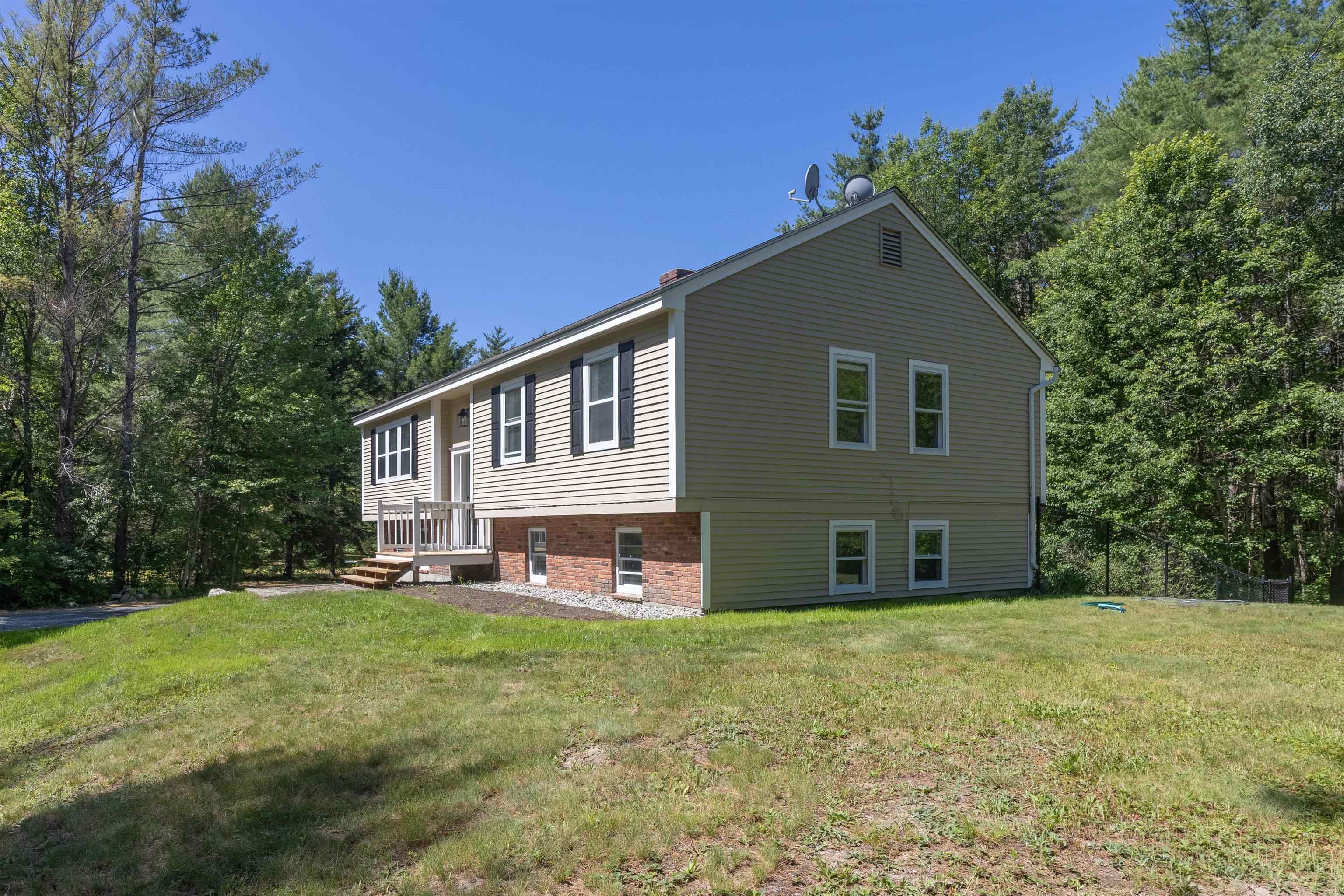 304 Kearsarge Valley Road North Sutton, NH 03260 - Photo 2 of 45
