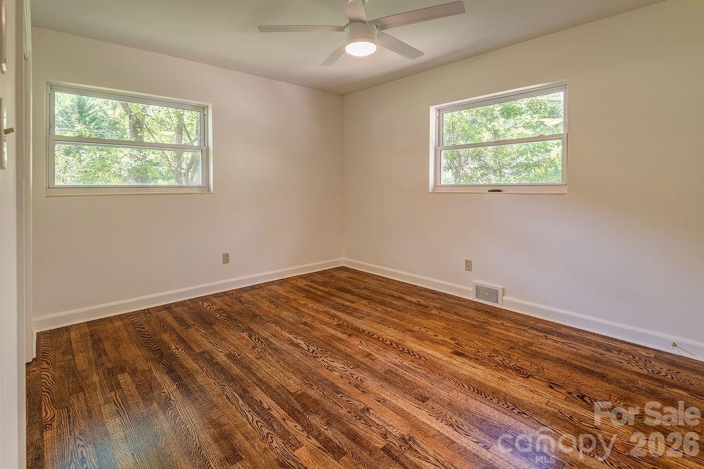 10 Meadowview Road Asheville, NC 28804 - Photo 15 of 45 Gallery Image 15