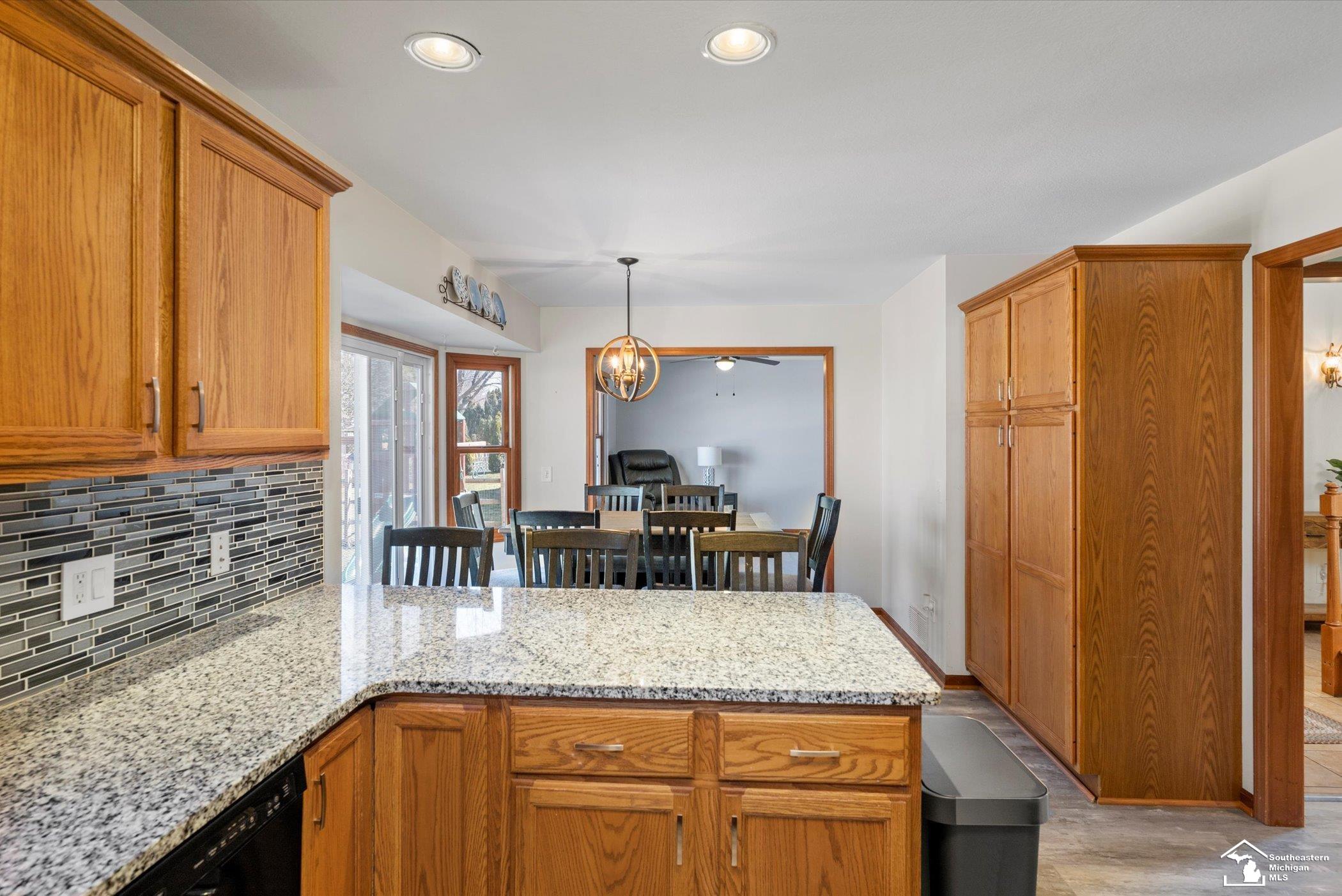 926 Eagle Ridge Trail Temperance, MI 48182 - Photo 17 of 39 50103799-16.JPG