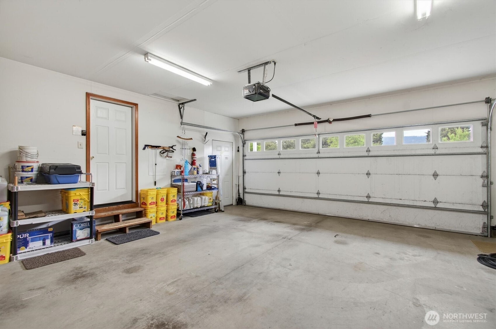 218 West Sunny Sands Road Cathlamet, WA 98612 - Photo 26 of 40 a view of a garage room