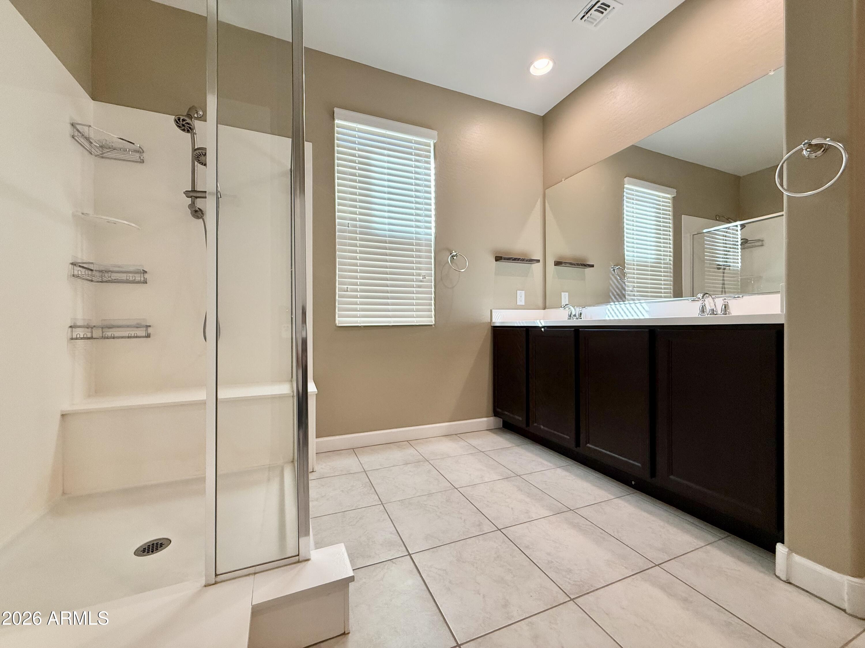 40865 West Hensley Way Maricopa, AZ 85138 - Photo 13 of 22 Primary Bathroom