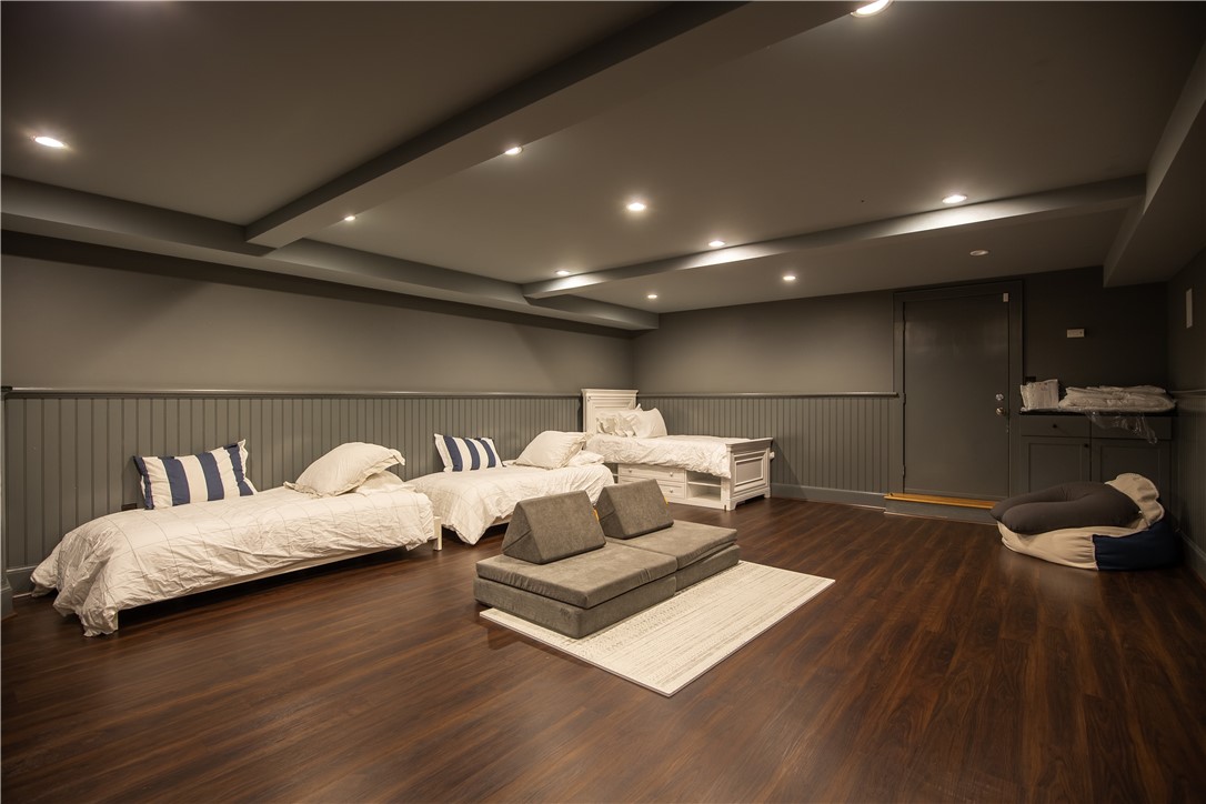 240 3rd Beach Road Middletown, RI 02842 - Photo 27 of 36